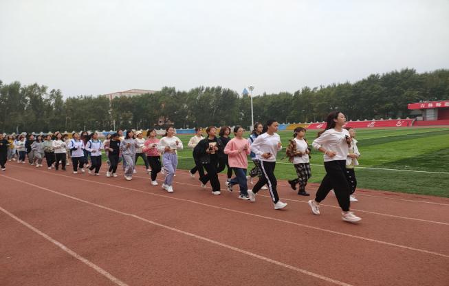 活动照片(1)_看图王(7)